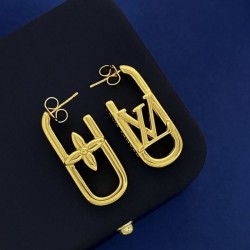 2024SS LOUIS VUITTON Louis Vuitton earrings Latest love at first sight