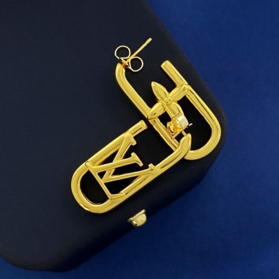 2024SS LOUIS VUITTON Louis Vuitton earrings Latest love at first sight 2024SS LOUIS VUITTON Louis Vuitton earrings Latest love at first sight
