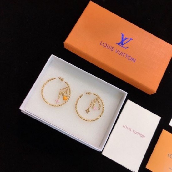 2024SS LOUIS VUITTON Louis Vuitton earrings A must-see for fashionable people 2024SS LOUIS VUITTON Louis Vuitton earrings A must-see for fashionable people