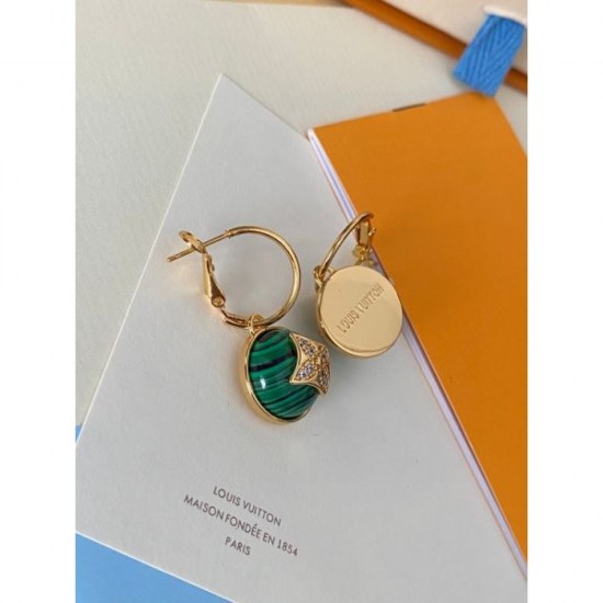 2024SS LOUIS VUITTON Louis Vuitton earrings Celebrity favorite elegant 2024SS LOUIS VUITTON Louis Vuitton earrings Celebrity favorite elegant
