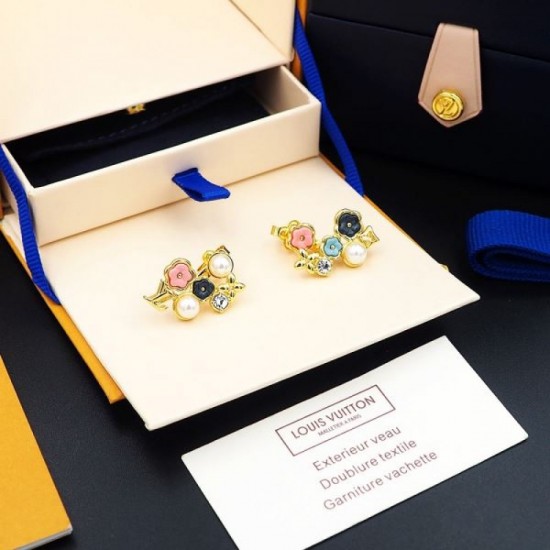 2024SS LOUIS VUITTON Louis Vuitton earrings adult simple 2024SS LOUIS VUITTON Louis Vuitton earrings adult simple