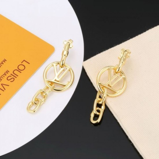 LOUIS VUITTON Explosively popular 2024SS earrings LOUIS VUITTON Explosively popular 2024SS earrings