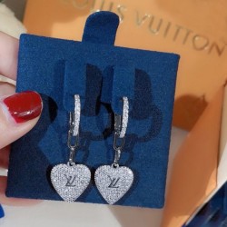LOUIS VUITTON Louis Vuitton super bargain 2024SS earrings
