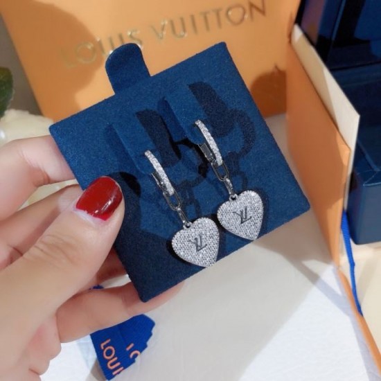 LOUIS VUITTON Louis Vuitton super bargain 2024SS earrings LOUIS VUITTON Louis Vuitton super bargain 2024SS earrings