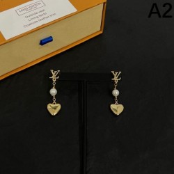 LOUIS VUITTON This year's trendiest 2024SS earrings