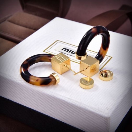 Latest arrival 2024SS earrings MIU MIU Miu Miu Latest arrival 2024SS earrings MIU MIU Miu Miu