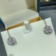 Casual outfit 2024SS earrings PIAGET Casual outfit 2024SS earrings PIAGET