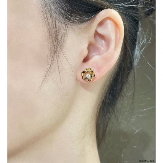 2024SS earrings that shine with sophisticated charm PIAGET 2024SS earrings that shine with sophisticated charm PIAGET