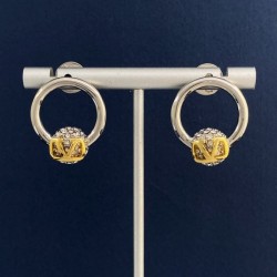 Welcome this season 2024SS earrings VALENTINO