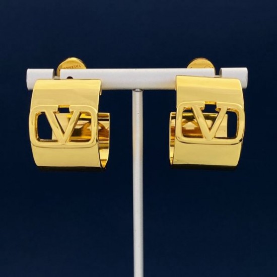 Now perfect 2024SS earrings VALENTINO Now perfect 2024SS earrings VALENTINO