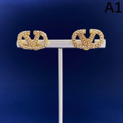 Popular overseas 2024SS earrings VALENTINO