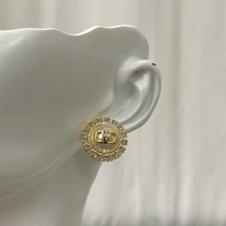 I definitely want 2024SS earrings VALENTINO