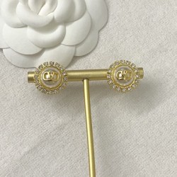 I definitely want 2024SS earrings VALENTINO