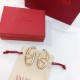 Eye-catching 2024SS earrings VALENTINO Eye-catching 2024SS earrings VALENTINO