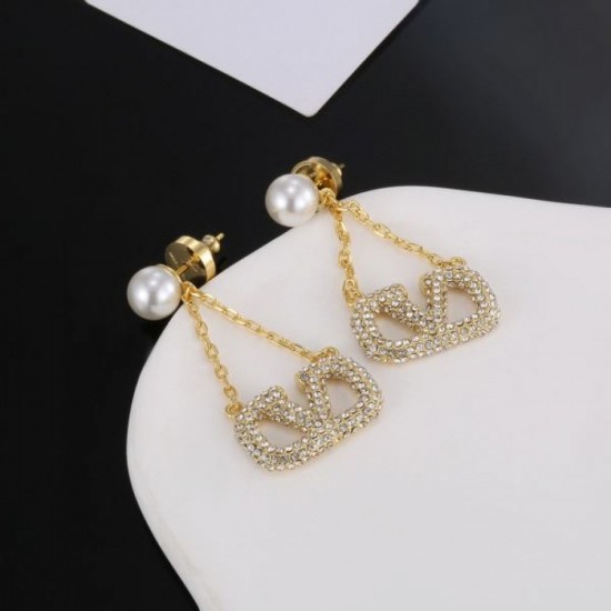 New spring/summer release 2024SS earrings VALENTINO New spring/summer release 2024SS earrings VALENTINO