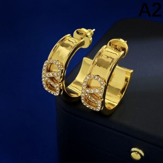 2024SS VALENTINO Valentino earrings popular sale low price 2024SS VALENTINO Valentino earrings popular sale low price