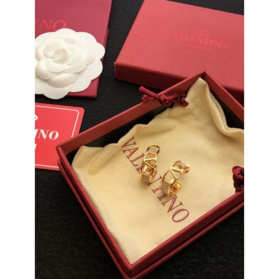 VALENTINO New popular 2024SS earrings VALENTINO New popular 2024SS earrings