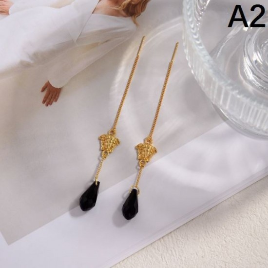 Unique brand 2024SS earrings VERSACE Versace Unique brand 2024SS earrings VERSACE Versace