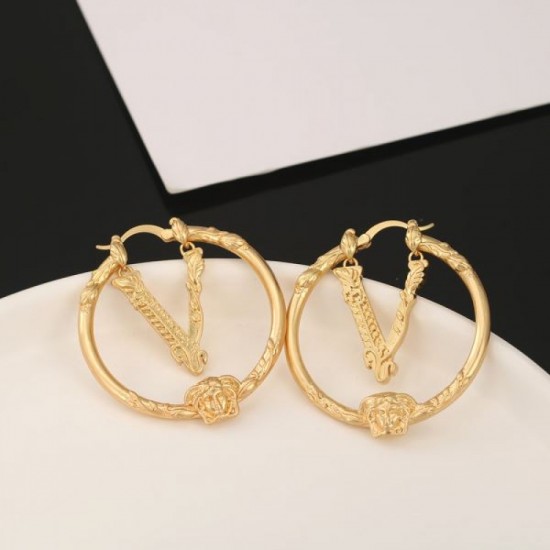 Limited Time Sale 2024SS Earrings VERSACE Versace Limited Time Sale 2024SS Earrings VERSACE Versace