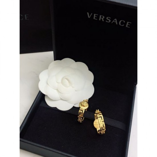 2024SS VERSACE Versace earrings Popular brands this summer 2024SS VERSACE Versace earrings Popular brands this summer