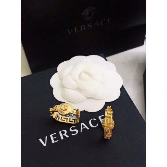 2024SS VERSACE Versace earrings Popular brands this summer 2024SS VERSACE Versace earrings Popular brands this summer