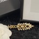 CHANEL Must-have item for fashion people 2024SS hair ornament CHANEL Must-have item for fashion people 2024SS hair ornament