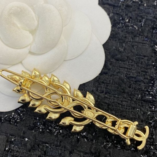 CHANEL Must-have item for fashion people 2024SS hair ornament CHANEL Must-have item for fashion people 2024SS hair ornament