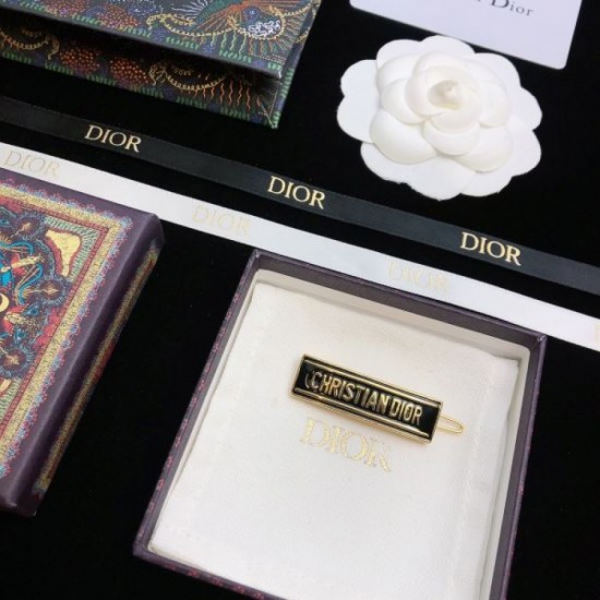 A must-have item for fashionistas 2024SS hair ornament DIOR Dior A must-have item for fashionistas 2024SS hair ornament DIOR Dior
