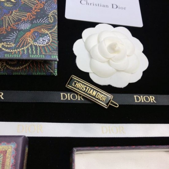 A must-have item for fashionistas 2024SS hair ornament DIOR Dior A must-have item for fashionistas 2024SS hair ornament DIOR Dior