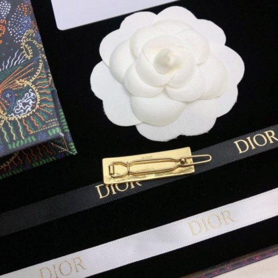 A must-have item for fashionistas 2024SS hair ornament DIOR Dior A must-have item for fashionistas 2024SS hair ornament DIOR Dior