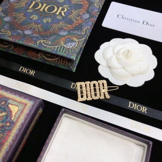 2024SS hair ornaments that give you the latest trends DIOR 2024SS hair ornaments that give you the latest trends DIOR