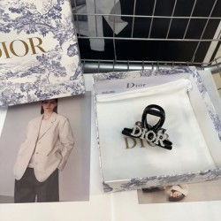 2024SS hair ornaments that are useful every season DIOR
