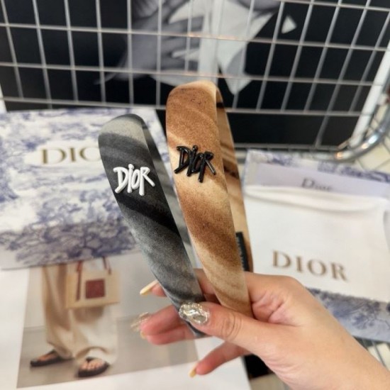Standout Fresh Popular New 2024SS Hair Ornament DIOR Dior Standout Fresh Popular New 2024SS Hair Ornament DIOR Dior