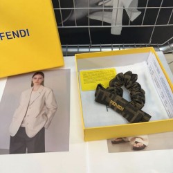Especially popular this spring/summer 2024SS hair ornament FENDI