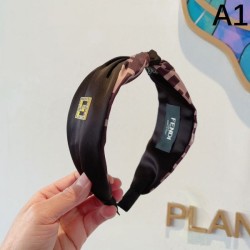 Comfortable to wear even in summer 2024SS hair ornament FENDI