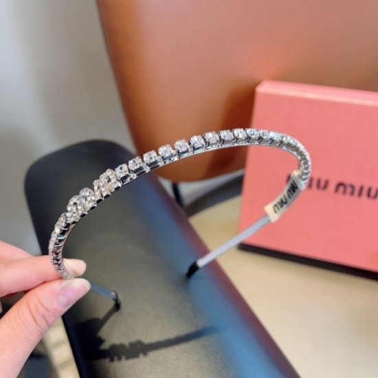 Summer Season Special 2024SS Hair Accessories MIU MIU Miu Miu Summer Season Special 2024SS Hair Accessories MIU MIU Miu Miu
