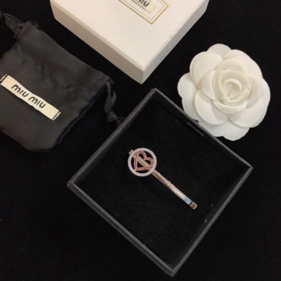 MIU MIU Miu Miu Super Rare Popular Sale 2024SS Hair Ornament MIU MIU Miu Miu Super Rare Popular Sale 2024SS Hair Ornament