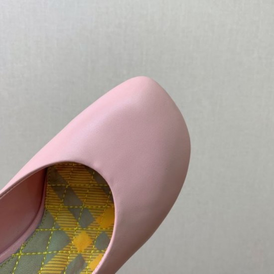 2024SS BURBERRY women's high heels that you can enjoy this summer 2024SS BURBERRY women's high heels that you can enjoy this summer