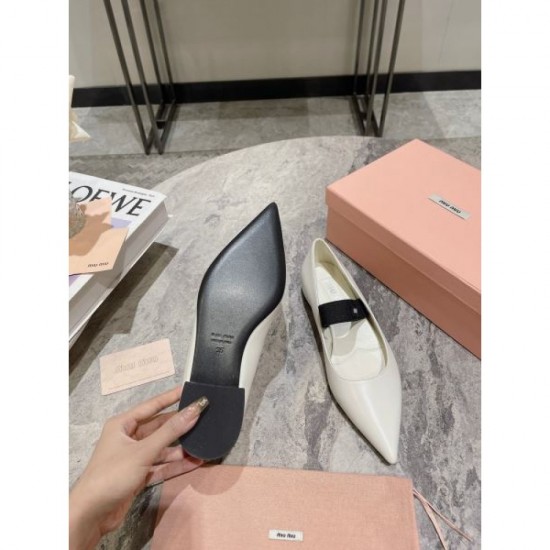 MIU MIU 2024FW Women's High Heels New Product ☆ Almost sold out MIU MIU 2024FW Women's High Heels New Product ☆ Almost sold out