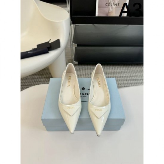 PRADA 2024FW Women's High Heels Styles that continue to attract attention PRADA 2024FW Women's High Heels Styles that continue to attract attention