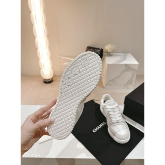 2024SS CHANEL women's casual shoes that are useful during the change of seasons 2024SS CHANEL women's casual shoes that are useful during the change of seasons