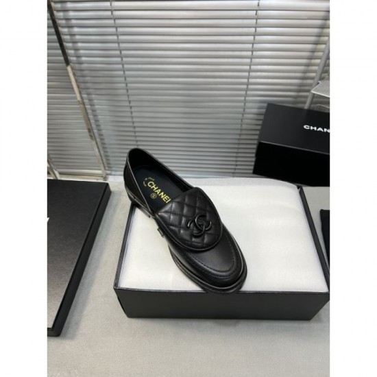 2024SS CHANEL women's casual shoes with beautiful logo 2024SS CHANEL women's casual shoes with beautiful logo