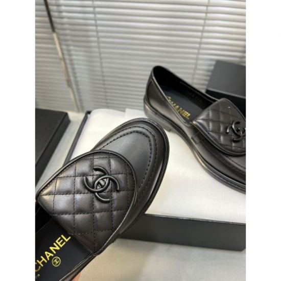 2024SS CHANEL women's casual shoes with beautiful logo 2024SS CHANEL women's casual shoes with beautiful logo