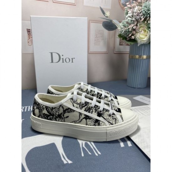 DIOR 2024FW Women's Casual Shoes This season has a fashionable feel DIOR 2024FW Women's Casual Shoes This season has a fashionable feel