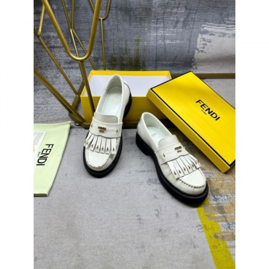 FENDI 2024FW Women's Casual Shoes Favorite Style FENDI 2024FW Women's Casual Shoes Favorite Style