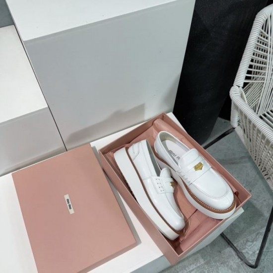 2024SS Popular MIU MIU Women's Casual Shoes 2024SS Popular MIU MIU Women's Casual Shoes