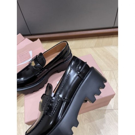 MIU MIU 2024FW Women's Casual Shoes Cheap on Sale MIU MIU 2024FW Women's Casual Shoes Cheap on Sale