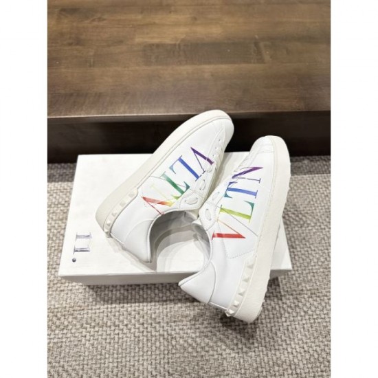 2024SS Attractive VALENTINO Casual shoes for women 2024SS Attractive VALENTINO Casual shoes for women