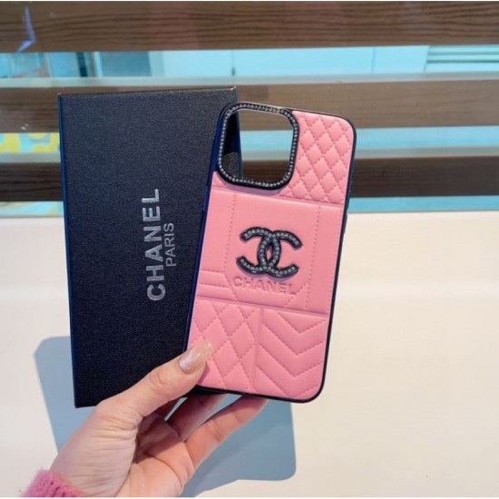 CHANEL 2024SS New arrival iPhone mobile case to improve your fashion level CHANEL 2024SS New arrival iPhone mobile case to improve your fashion level