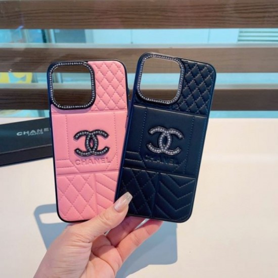 CHANEL 2024SS New arrival iPhone mobile case to improve your fashion level CHANEL 2024SS New arrival iPhone mobile case to improve your fashion level